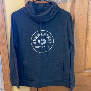 Women’s sweatshirt